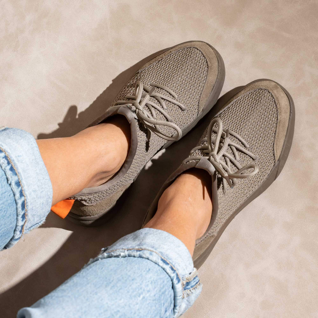 Versaknit Taupe + Pack 3 Calcetines No Show