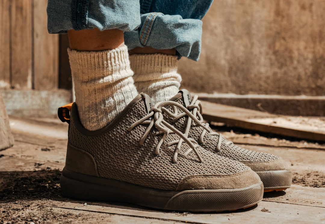 Zapatillas versátiles todo el año: cómo elegir un par que funcione en cualquier estación